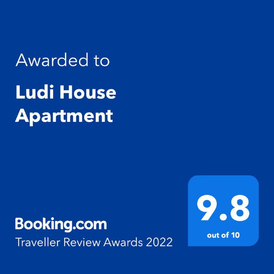 Ludi House Apartment Târgu-Mureş エクステリア 写真
